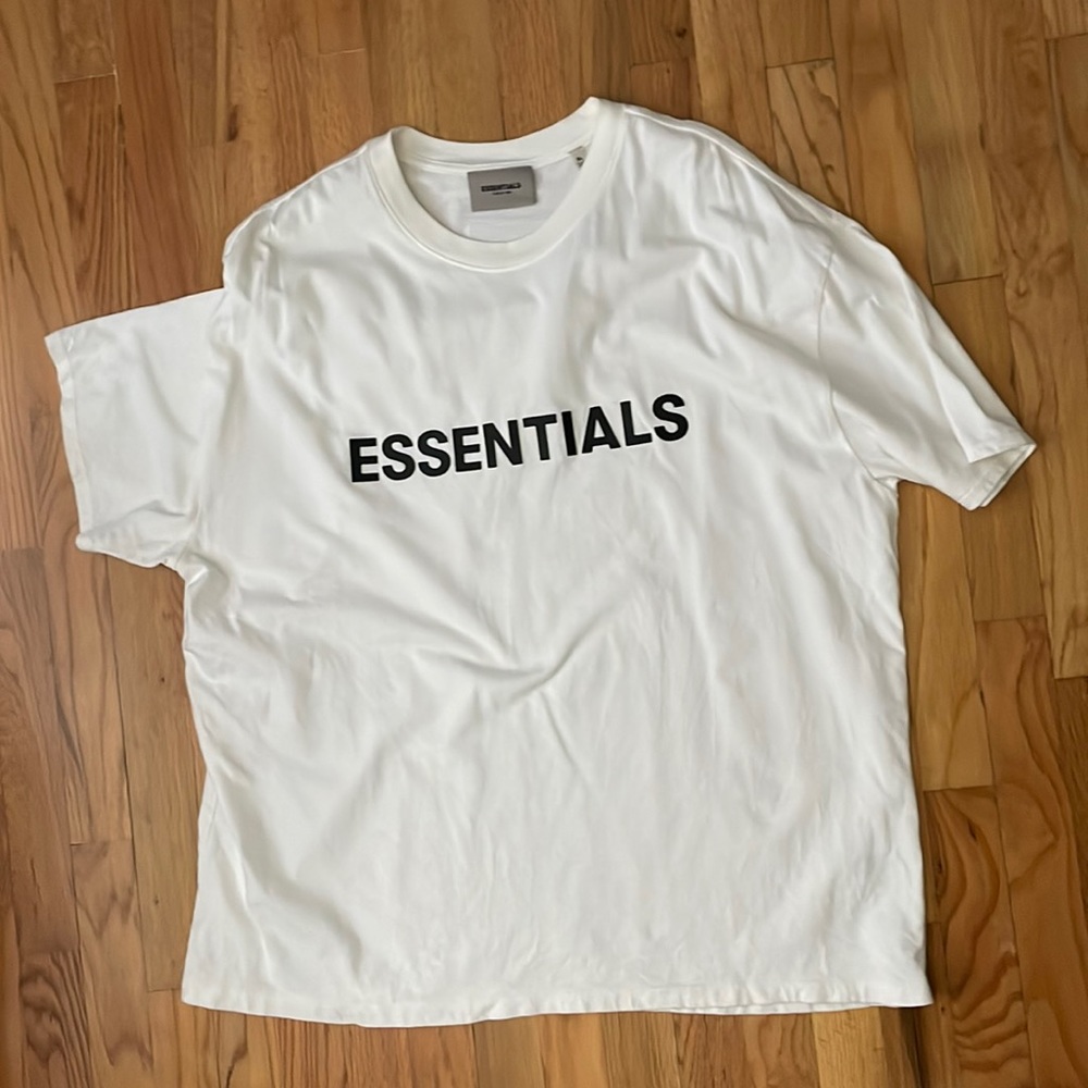 Fear of God Essentials White Tee SS20 (USED)